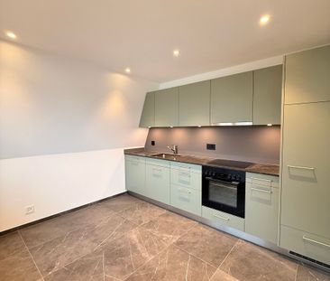 Modern 2.5-room apartment with pool - Photo 5