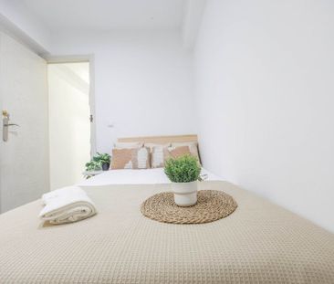 Carrer de Pere Cabanes, Valencia, Valencian Community 46019 - Photo 4