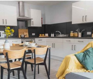 Bronze Room - Photo 1