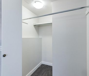 2 Bedroom - Photo 5