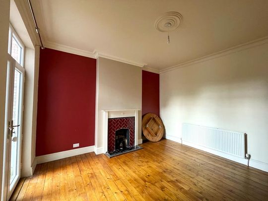 3 bedroom semi-detached house to rent - Photo 1