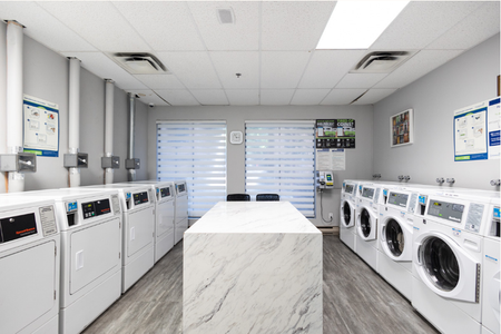 Deluxe Room - Place Du Boulevard (Males Only) - Photo 4