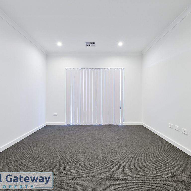 3 Couloir Street, TREEBY WA 6164 - Photo 1