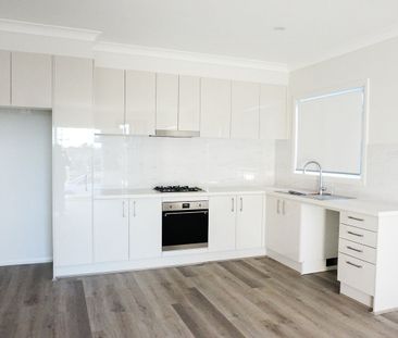 Modern 1-Bedroom Granny Flat in a Prime Location - Photo 4