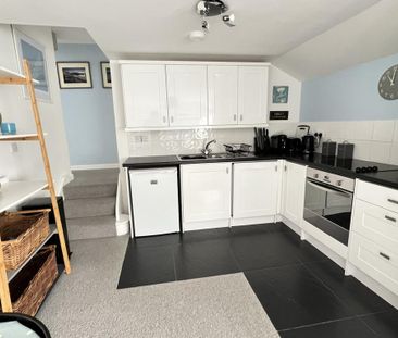 2 bedroom cottage to rent - Photo 1