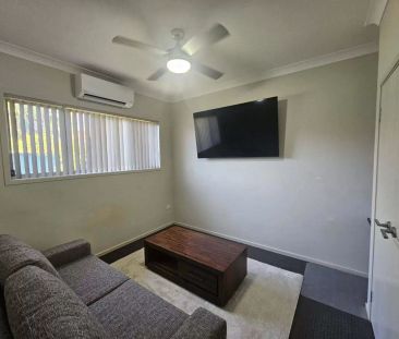 Electricity, Water & Wifi Included - Photo 4