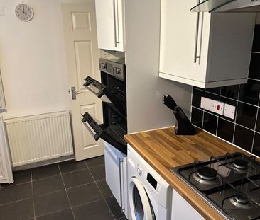 2 Bed Flat, Brendon Avenue, LU2 - Photo 4