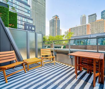 For Lease - 33 Dundonald Street Unit# TH 2, Toronto, Ontario - Photo 2