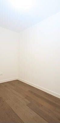 Hurstville - Photo 1