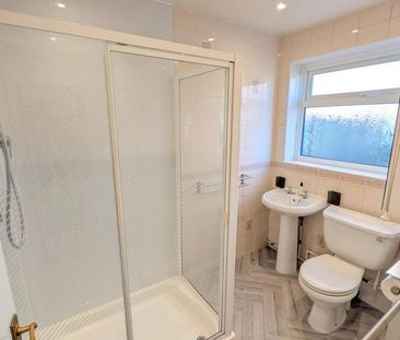 2 bedroom maisonette to rent - Photo 4