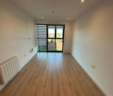 Slough, Berkshire, SL1 - Photo 1