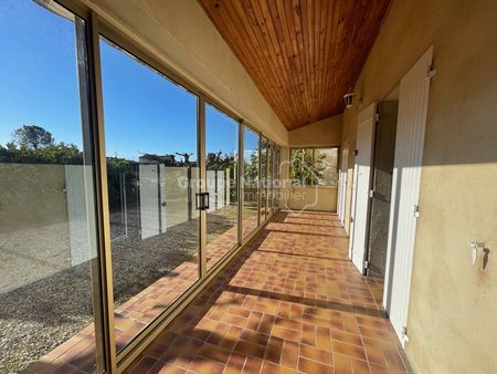 Location Maison 3 pièces 90m² - Photo 3