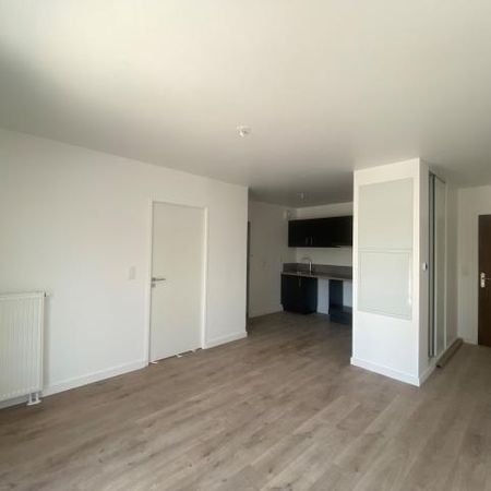 Location Appartement 2 pièces 42m² CAEN 14000 - Photo 4