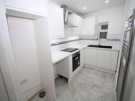 High Street, Blackwood, NP12 - Photo 5