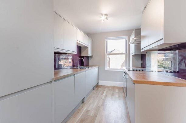 2 bedroom flat to rent - Photo 1
