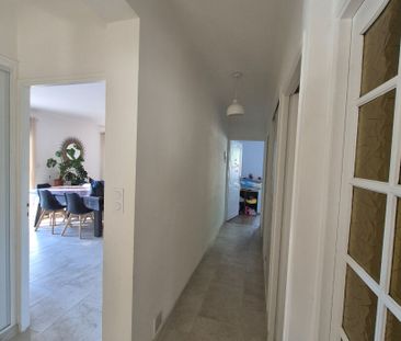 Location Appartement 3 pièces 96m² - Photo 5