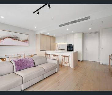 Spacious One Bedroom Apartment in YarraBend - Photo 1