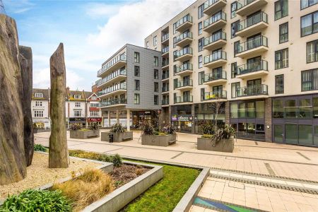 Cardinal Place, Woking, Surrey, GU22 - Photo 3