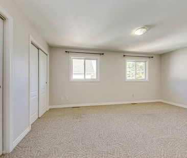 For Lease - 99 Martin Street, Milton, Ontario - Photo 2