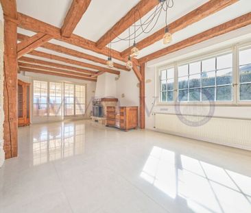 SPACIOUS WITH GARDEN, POOL AND LAKE VIEW - Foto 4