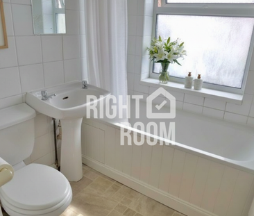 Room 4, Burgess Road, Southampton SO16 - Photo 6