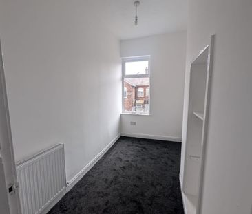 3 Bed Terraced House, Ivy St, M40 - Photo 4