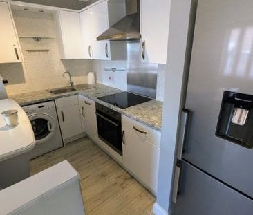 Park Mews, Aveley, Property for rent - Photo 2