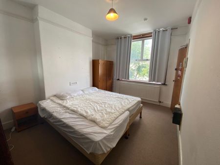 6 bedroom house to rent - Photo 5