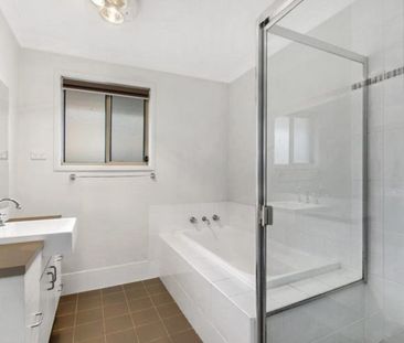 In The Desired Suburb Elderslie - Photo 6