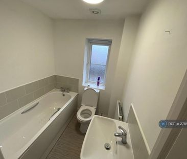 2 bedroom flat to rent - Photo 6