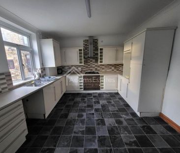 5 bedroom terraced house to rent - Photo 2