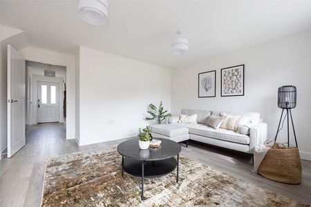 3 bedroom semi-detached house to rent - Photo 5