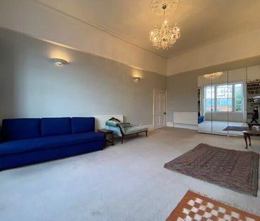 Royal York Crescent - Photo 6