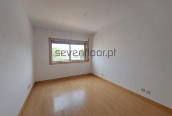 Apartamento T2+1 em Porto