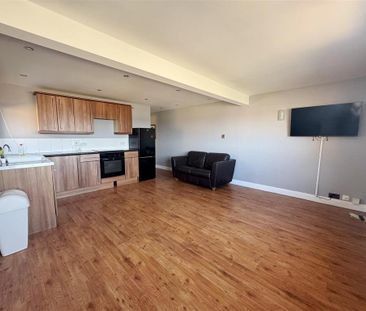 1 bedroom flat to rent - Photo 6