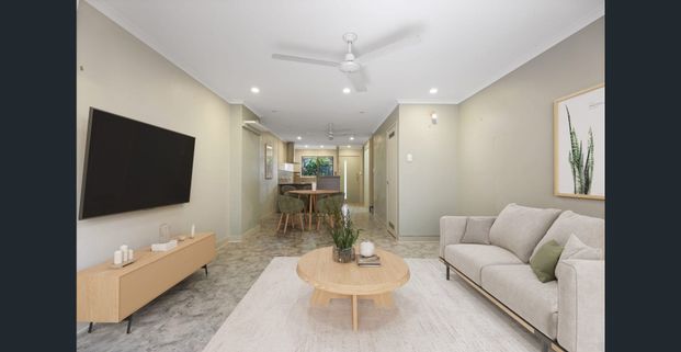 TWO BEDROOM TOWNHOUSE WITH PRIVATE COURTYARD - Photo 1