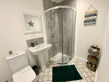 1 bed house share to rent in Herbert Street, Burnley, BB11 - Photo 4