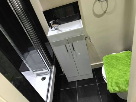 Studio Flat, Willesden Green, NW2 - Photo 5