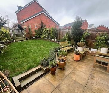 3 bedroom semi-detached house to rent - Photo 4