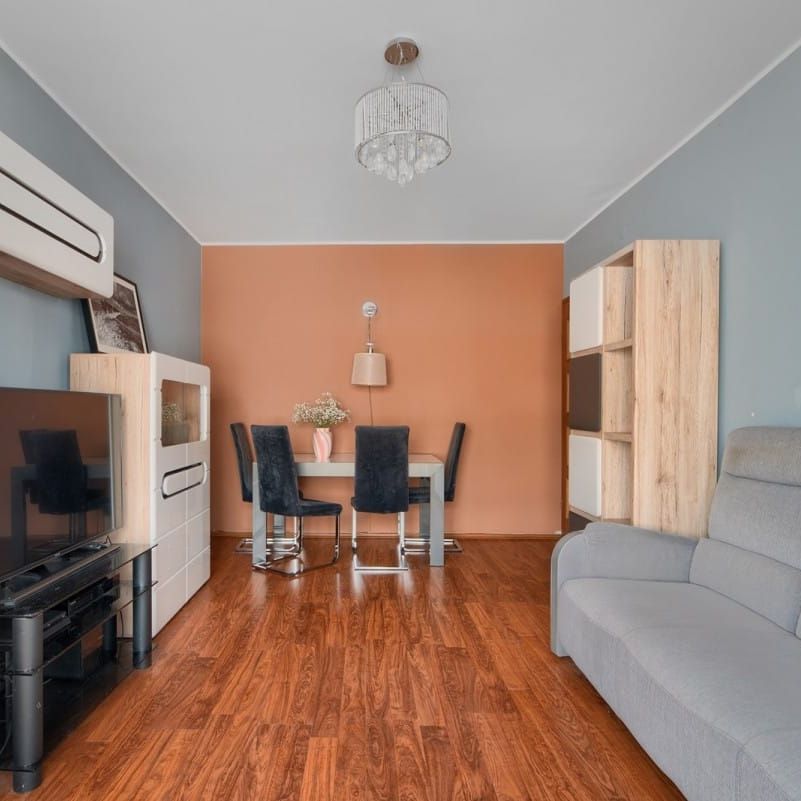 2-pokojowe mieszkanie z niezależnym układem 50.2 m² - Photo 1