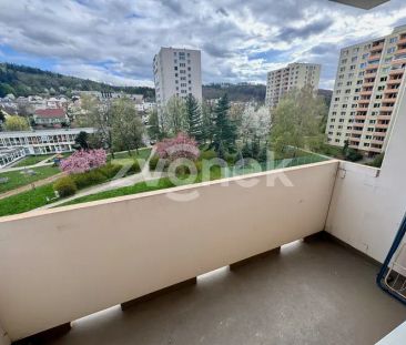 Pronájem bytu 3+1, ul. L. Váchy, Zlín - Photo 2