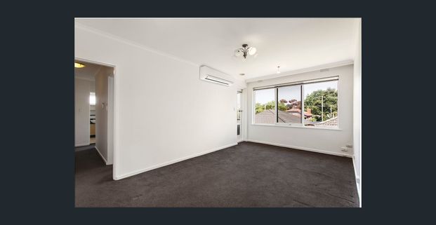 Modern Elegance Meets Everyday Convenience in Ormond | FLARE REAL ESTATE - Photo 1