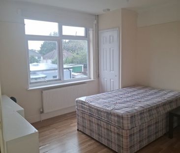Room in a Shared House, Radley Rd, BS16 - Photo 1