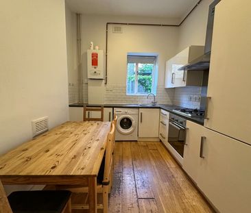 4 Bed Terraced House, Swanfield Street, E2 - Photo 3