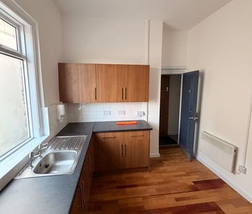 8 St John's Road, Huddersfield, HD1 - Photo 6