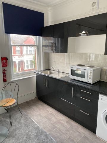 Room in a Shared House, Umfreville Road, N4 - Photo 3