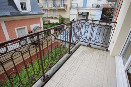 Location Appartement 2 pièces 44m² LE PLESSIS ROBINSON 92350 - Photo 3