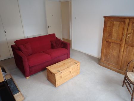 2 bedroom apartment to rent - Photo 4