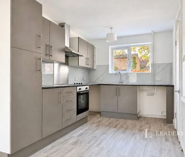 3 bedroom house to rent Brookfurlong, Peterborough, Cambridgeshire,... - Photo 5