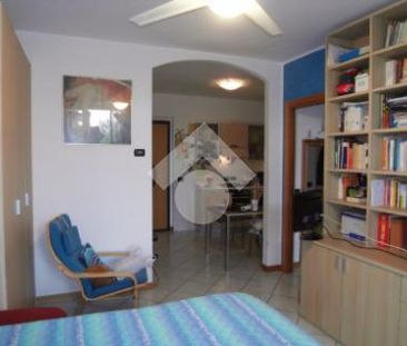 Monolocale in affitto - Photo 2